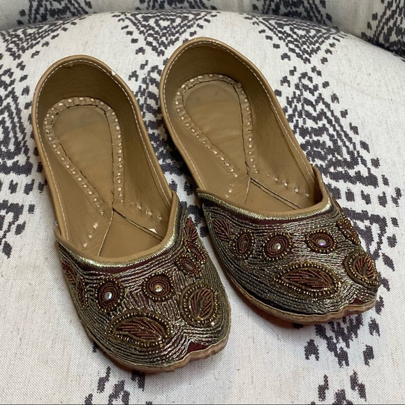 Indian Embroidered Boho Jutti Slippers Flats Sz 7
